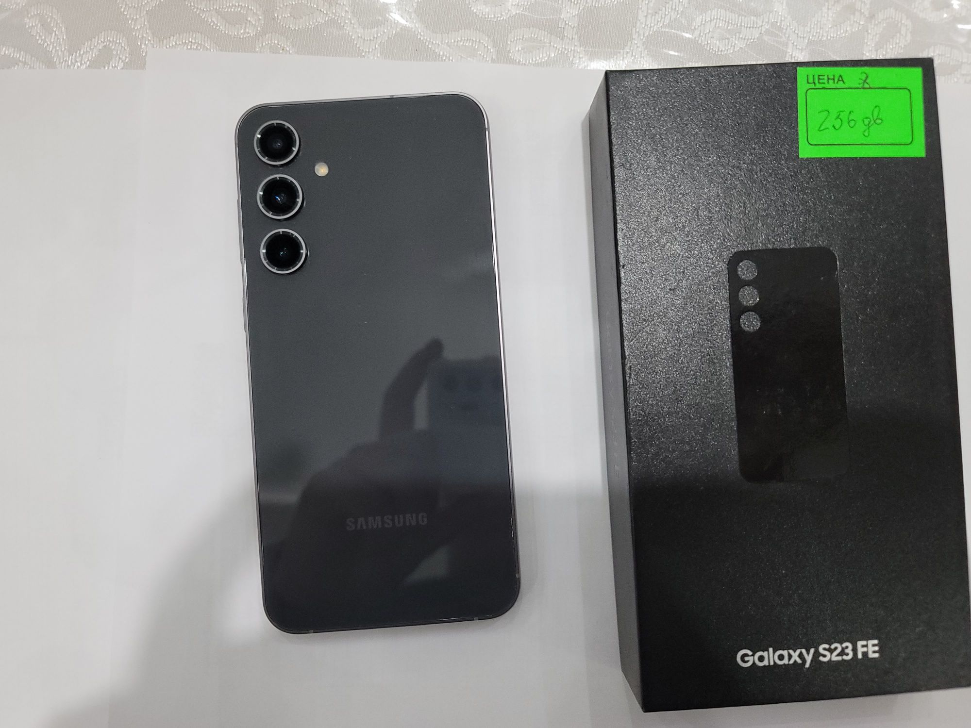 Samsung S23FE 256/8