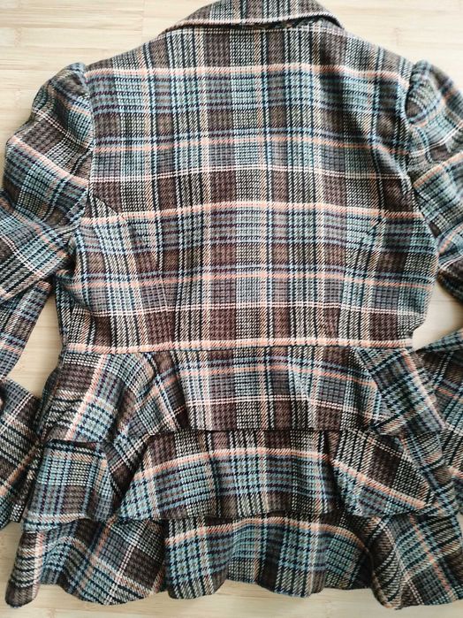 Ново дамско сако