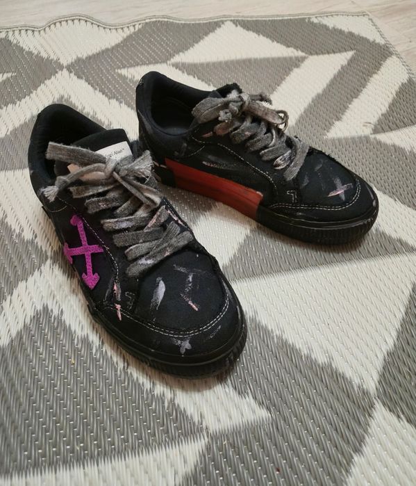 Off white limited edition женски маратонки