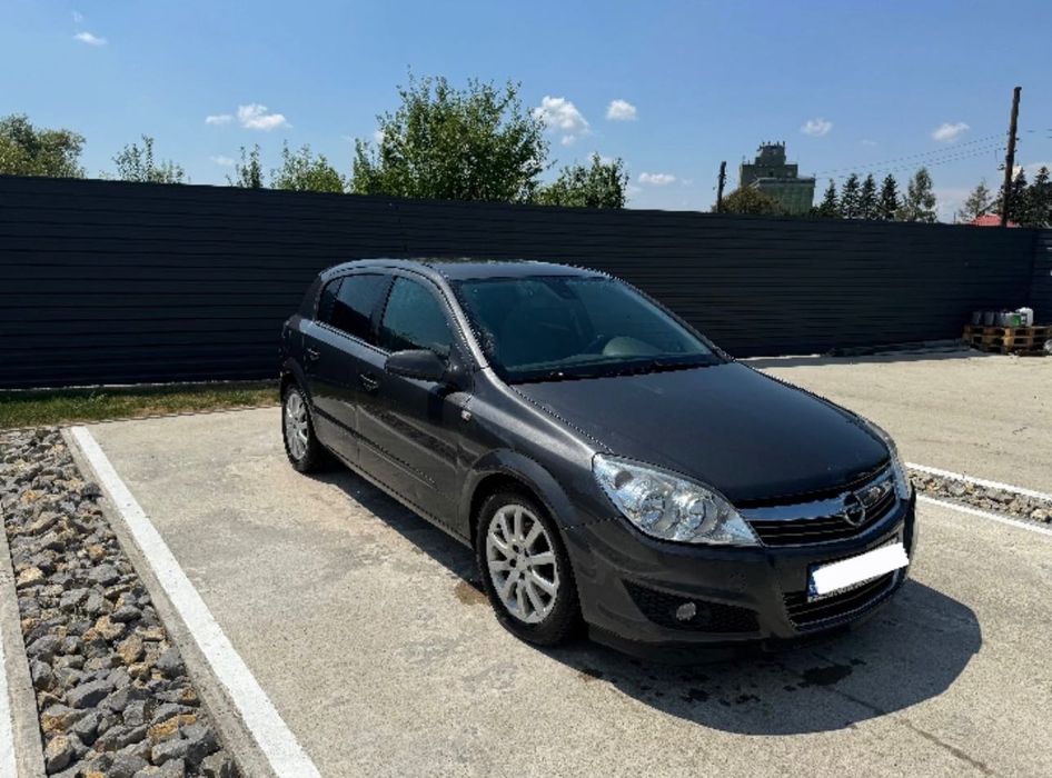 Vând Opel Astra H