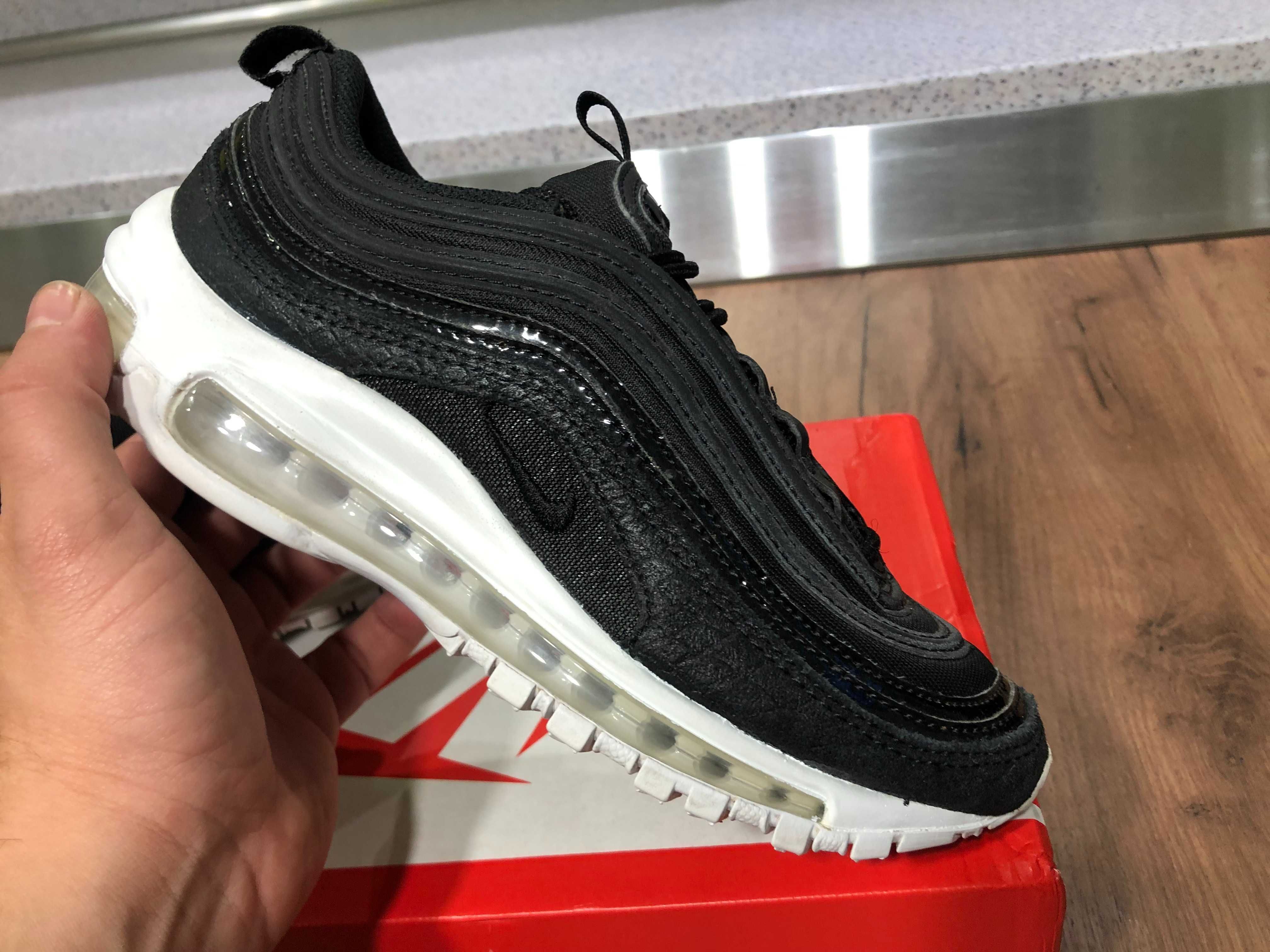 ОРИГИНАЛНИ *** Nike Air Max 97 Premium / Black Skin White