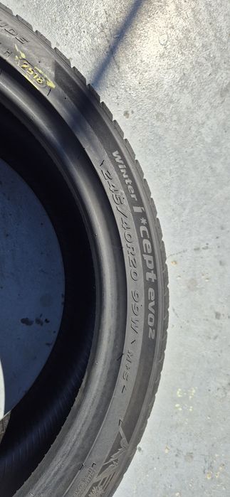 245 40 20 Hankook m+s