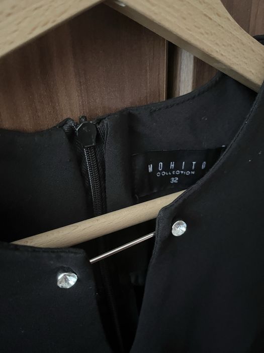 Черна офис рокля Mohito