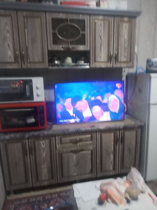 Kuxonniy mebel sotiladi holati yangi