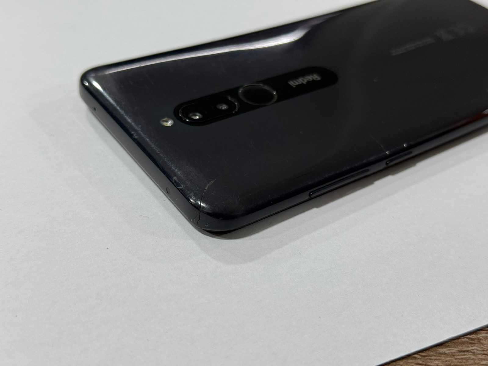 Продавам Redmi 8