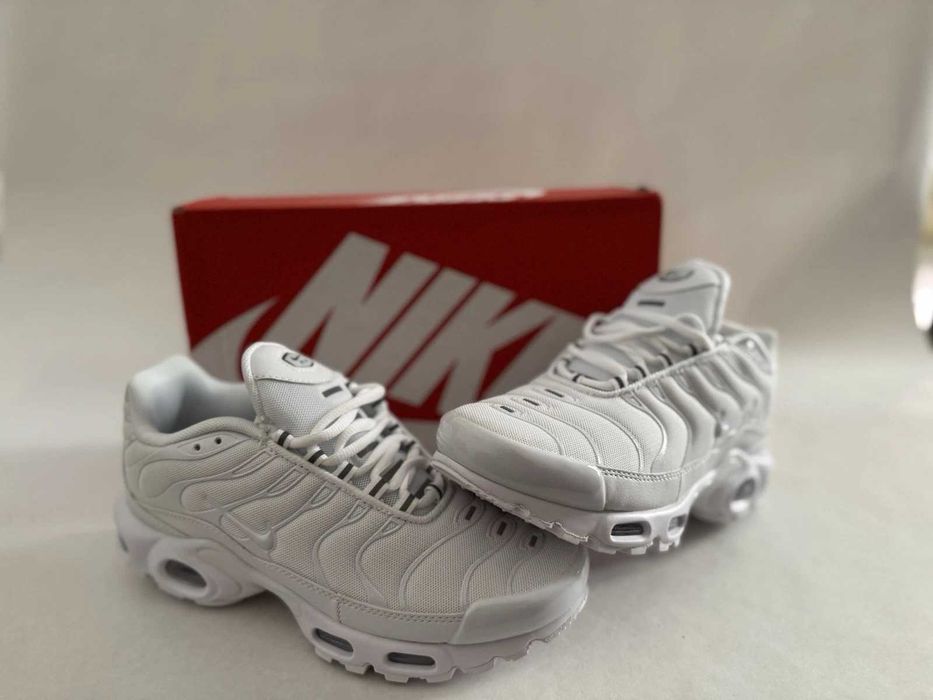 Nike Air Max TN Plus Triple White (от/до 36-46 номер)(НАЙ-ПРОДАВАН)