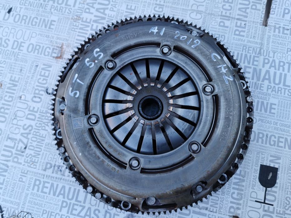 Kit ambreiaj volanta disc placa 1.0 tfsi CHZ Audi a3 8v A1 8X 2018