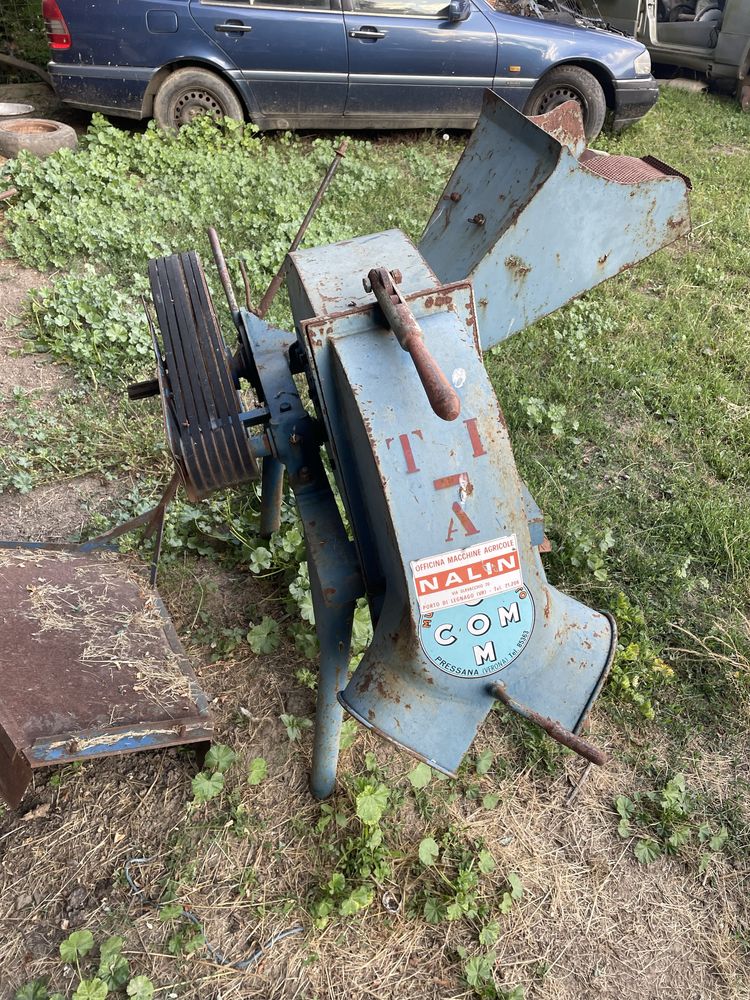 Moară priza tractor 6 site