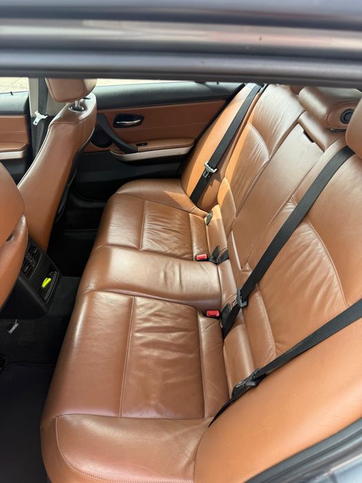 BMW E91 2010 2.0d