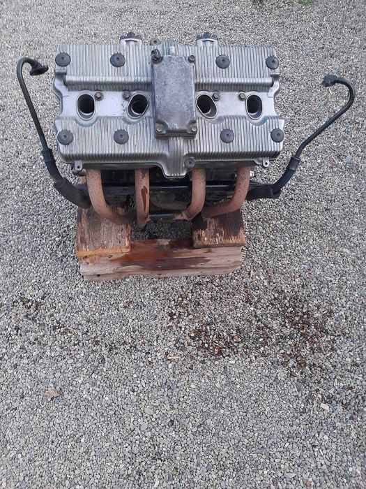 MOTOR / MOTO / suzuki gsx 600 F