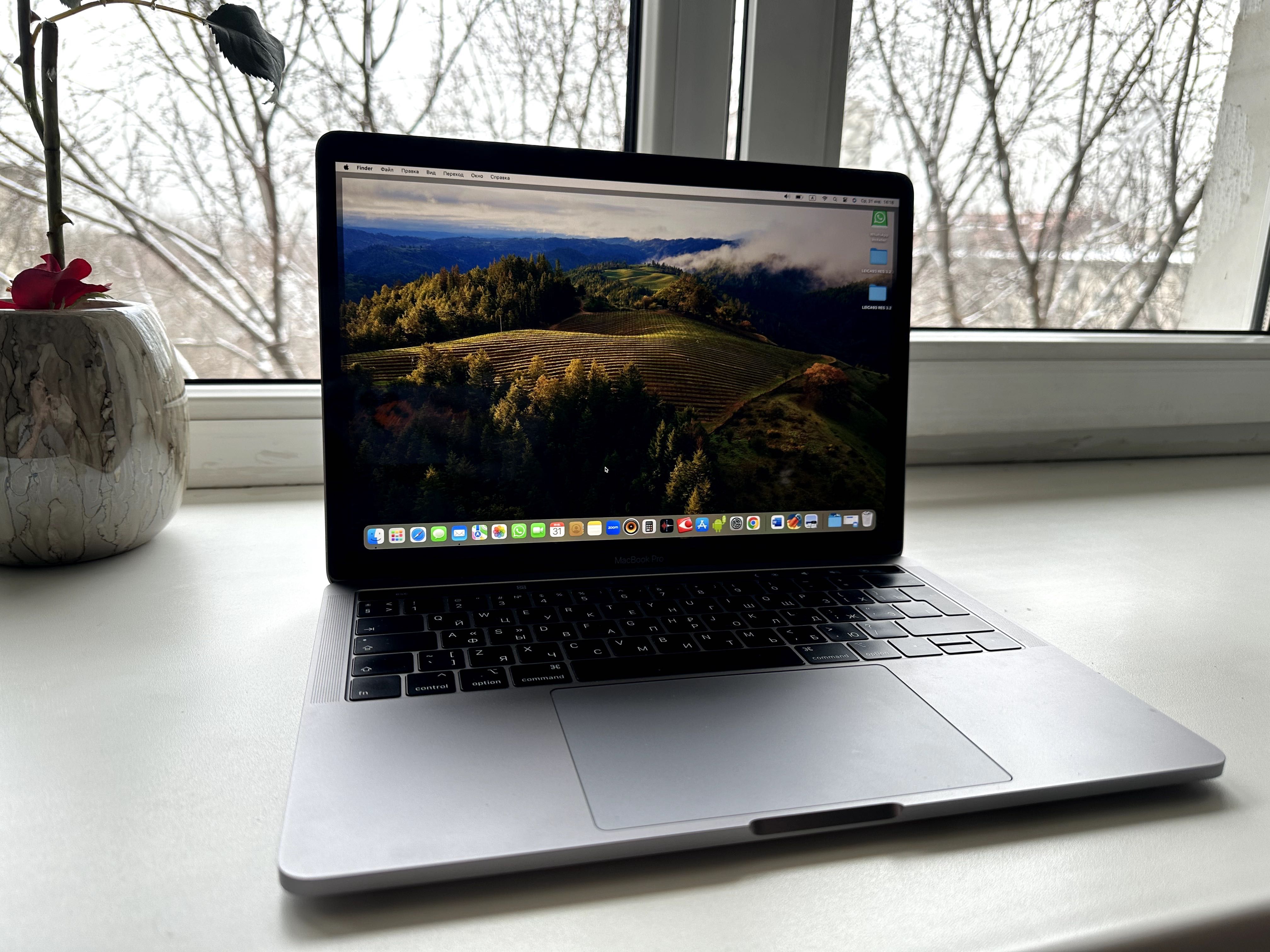 MacBook Pro 13 2019 SSD 256 TouchBar 573 заряда - из Технодома (чек)