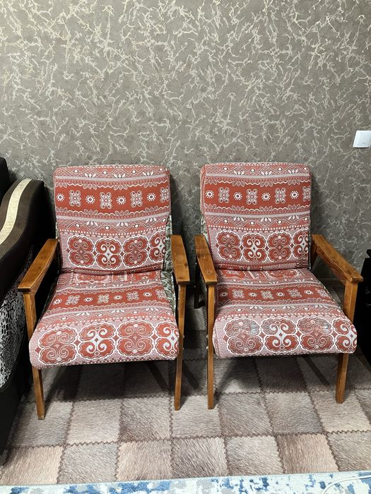 Продаю ретро кресла