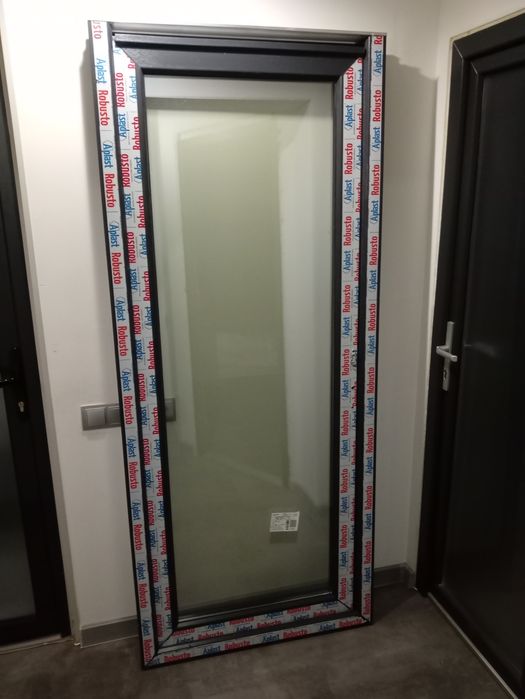 Ușa termopan noua gri antracit