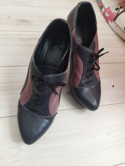 Botine cu toc din piele naturala, marime 37