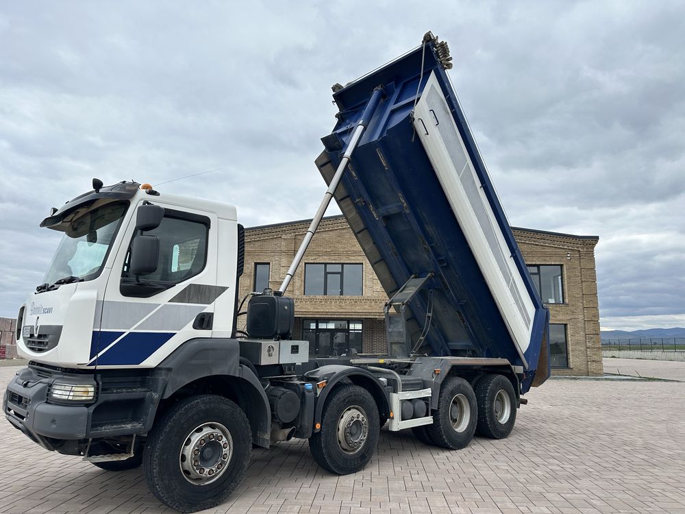 Renault Kerax 8x4