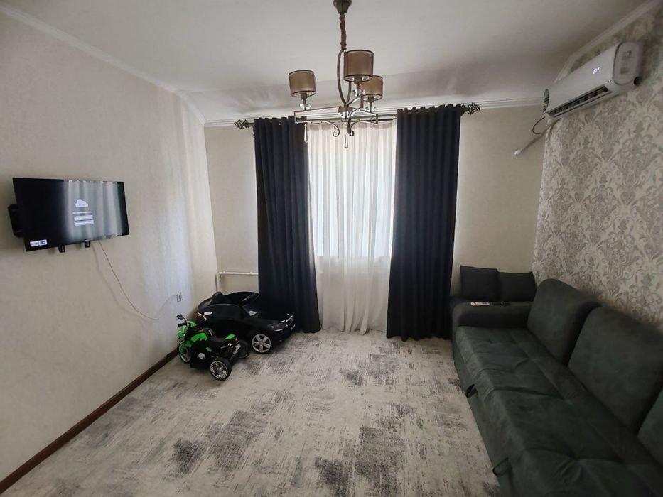 Продается квартира Дархан Кара Ниязова 2/8/8