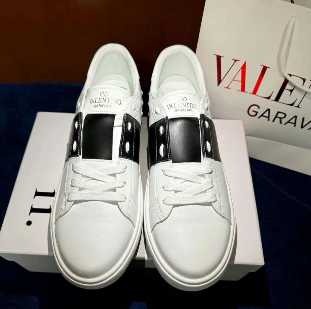 #Valentino кроссовки