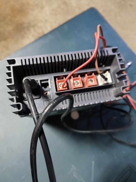 Токоизправител WAECO