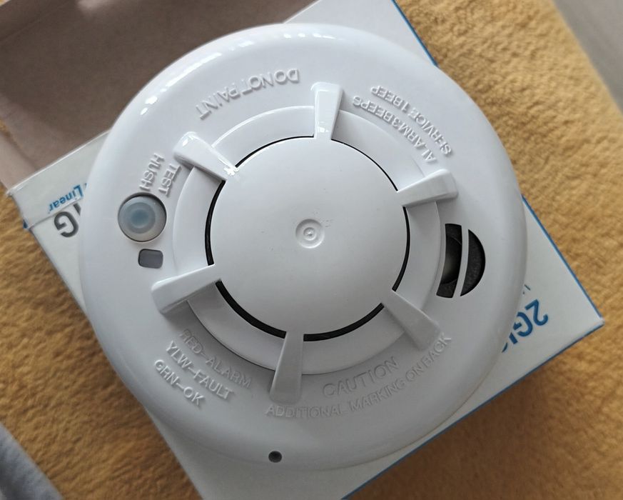 Senzor de fum și caldura wireless