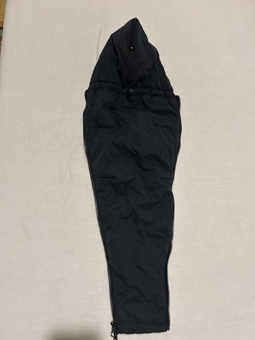 Geaca matlasata gravide cu aplicatie bebe