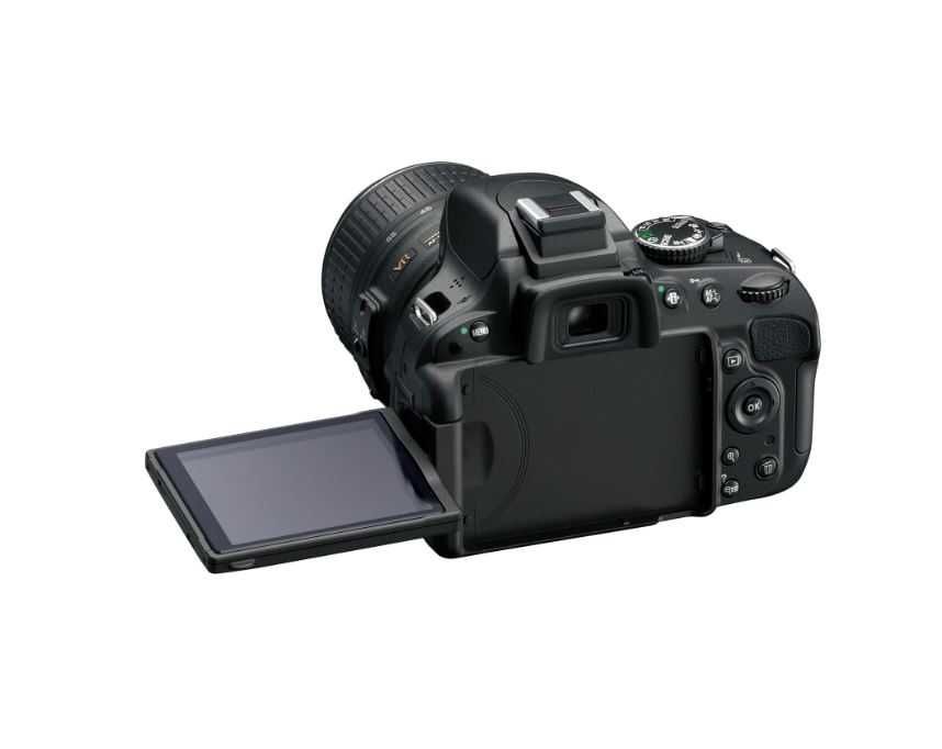 Aparat foto DSLR Nikon D5100+ Obiectiv 18-55mm VR putin folosit