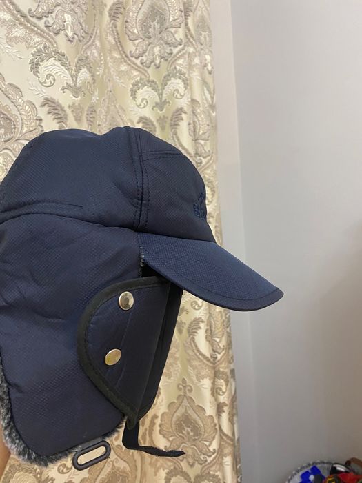 Продам шапку с маской