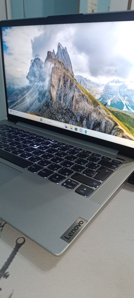 Lenovo ideapad 3