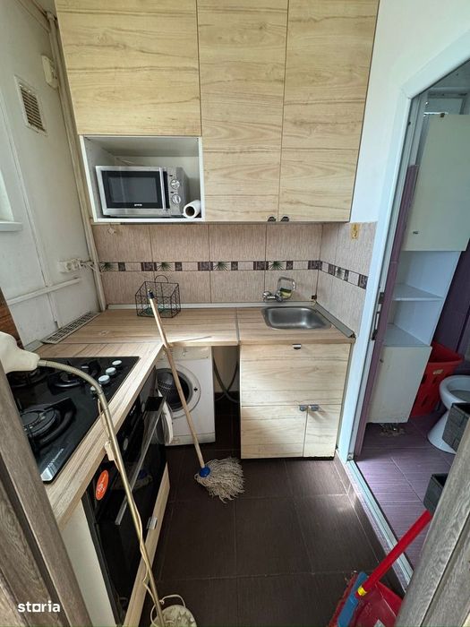 Garsoniera metrou 1Decembrie 1918