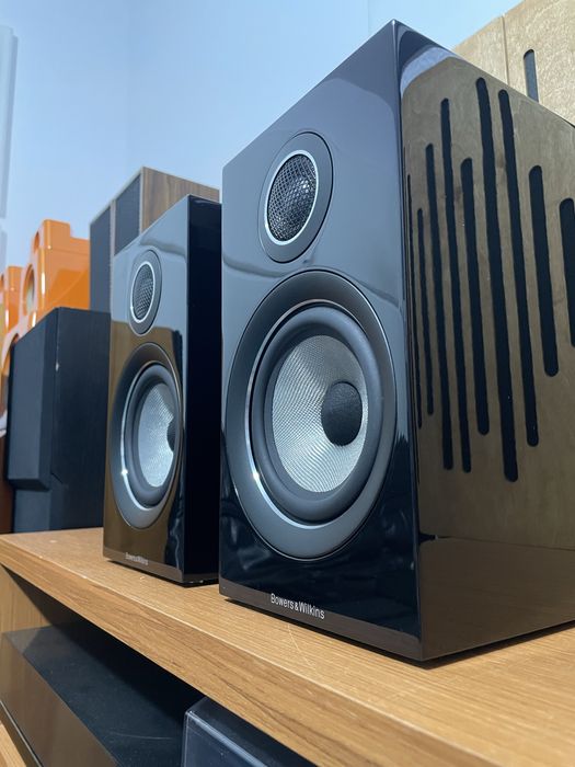 Boxe bower wilkins 707 s2