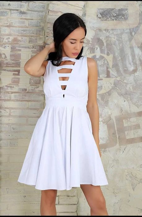 Бяла ежедневна рокля Pause