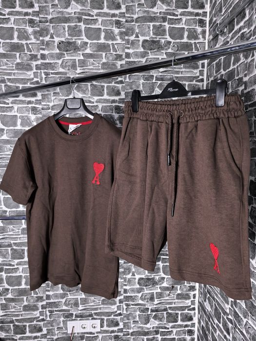 AMI летен екип високо качество