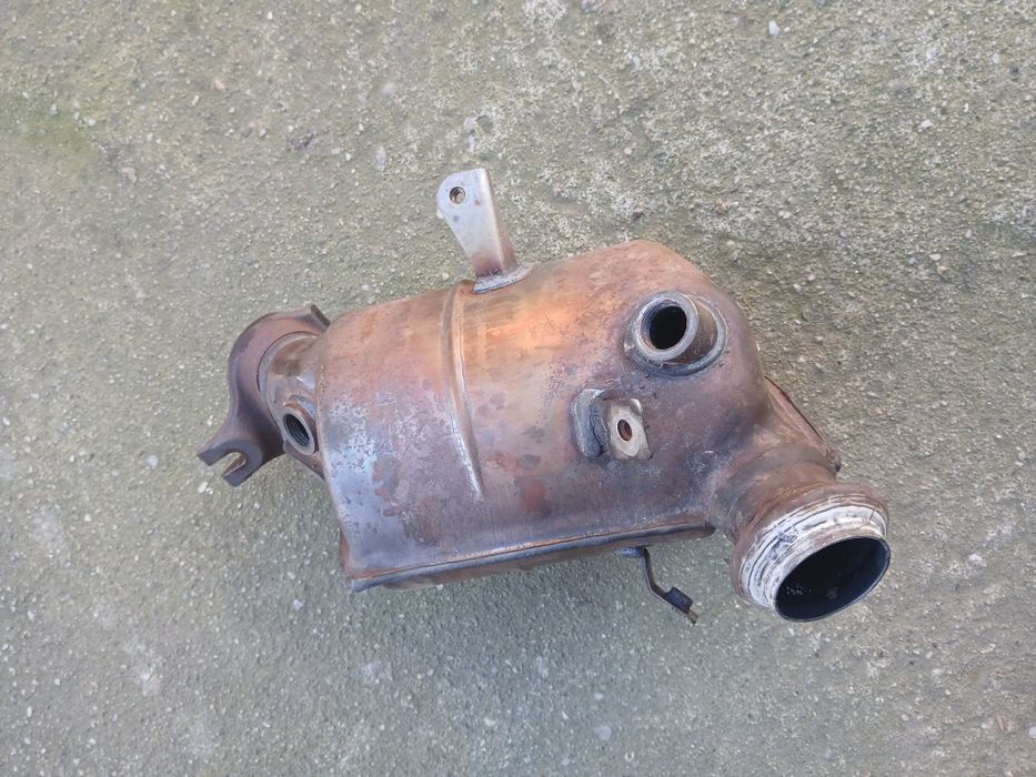 Vand catalizator dacia sandero! 208A0 9536 R HMLGT 1998 R