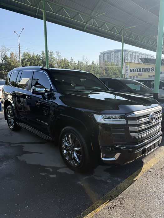 Toyota Land cruiser 300