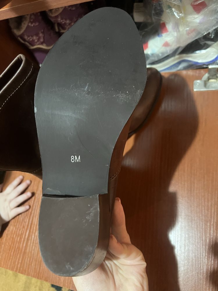 Продам кожанные сапоги