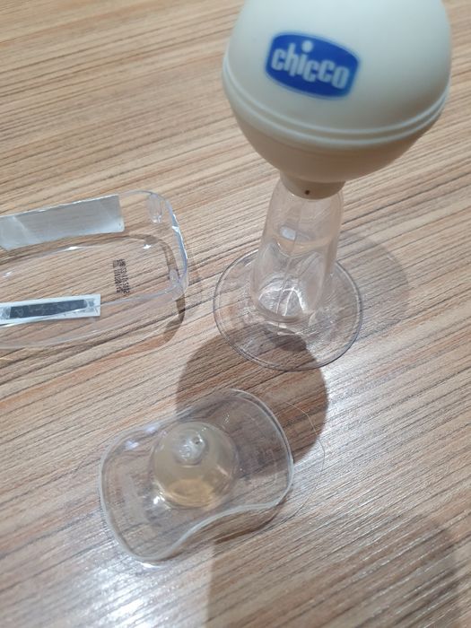 Protectoare mameloane Philips Avent + pompa de sani manuala Chicco