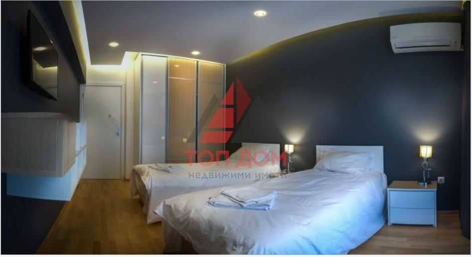 Дава се под наем Тристаен апартамент в Варна, Червен площад - 100 кв.м за 1200 € - Снимка #2