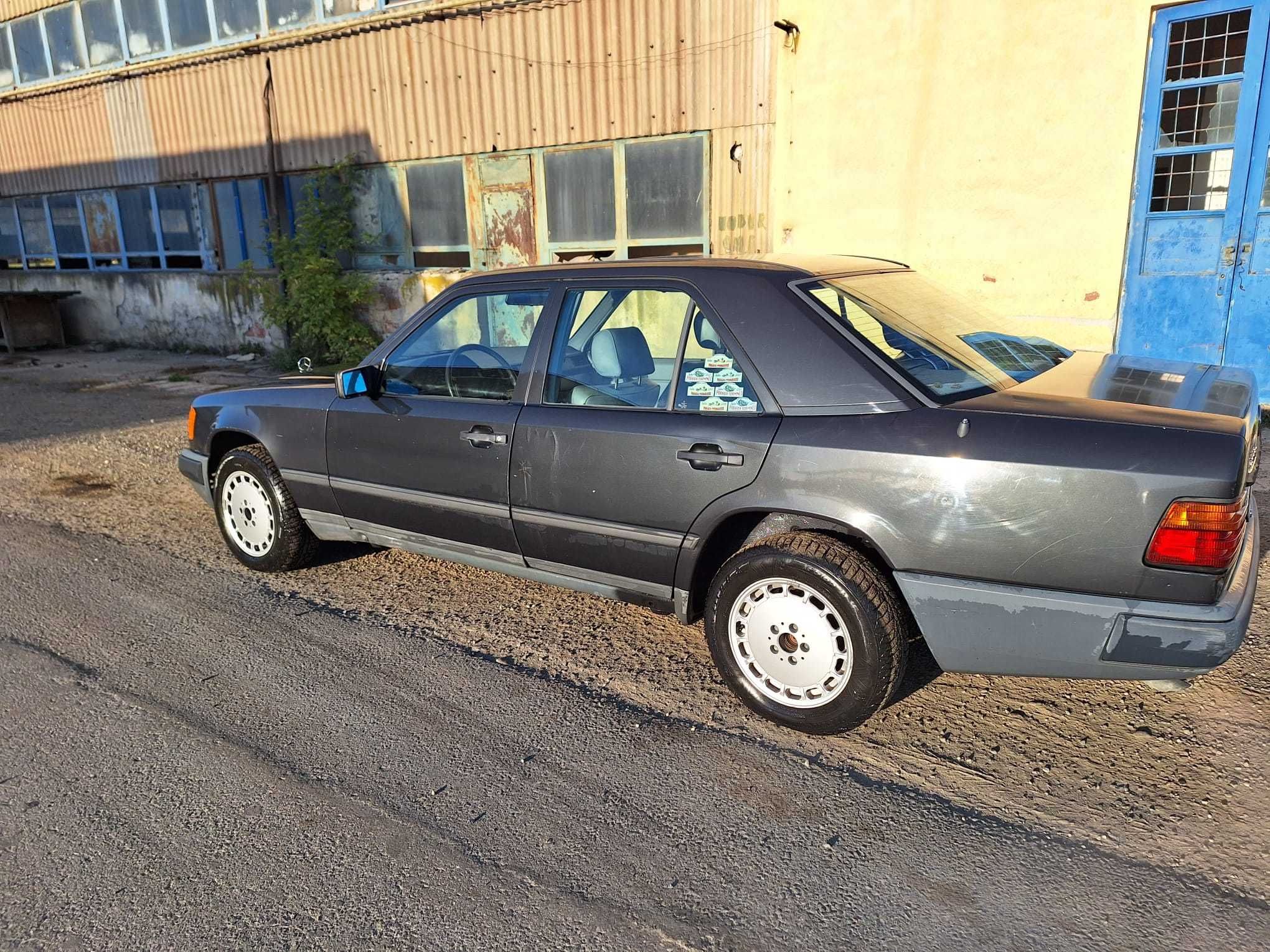 Mercedes 300 E 4 matic