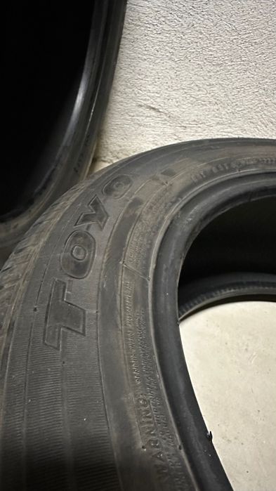 Toyo A36 225/55R19 – всесезонни гуми, DOT 3322, без дефекти (350 лв)
