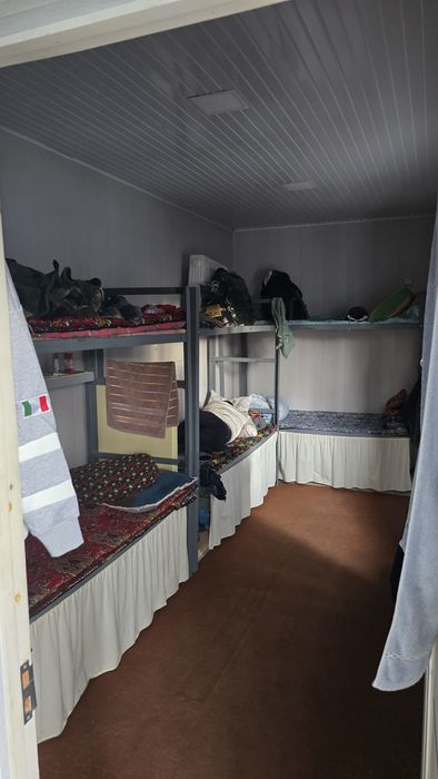 2та  яшаш учун таёр вагон 5 000$дан беривораман