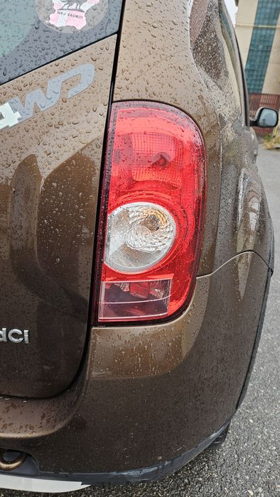 Stopuri duster 1 4x4 250 lei setul complet.