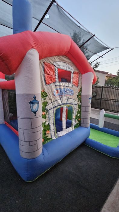 Castel gonflabil Happy Hop Big House