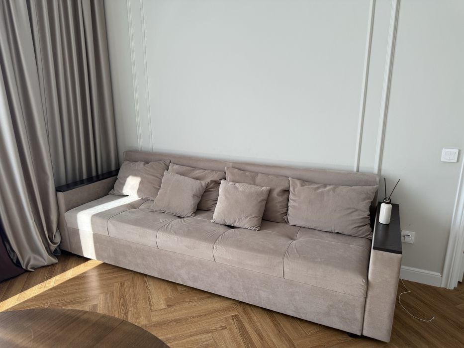 Диван в хорошем состоянии