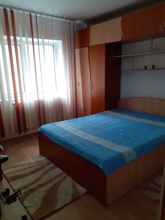 Apartament 3 camere decomandat