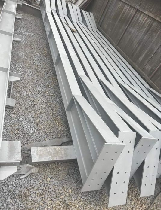 Vand hale si structuri metalice