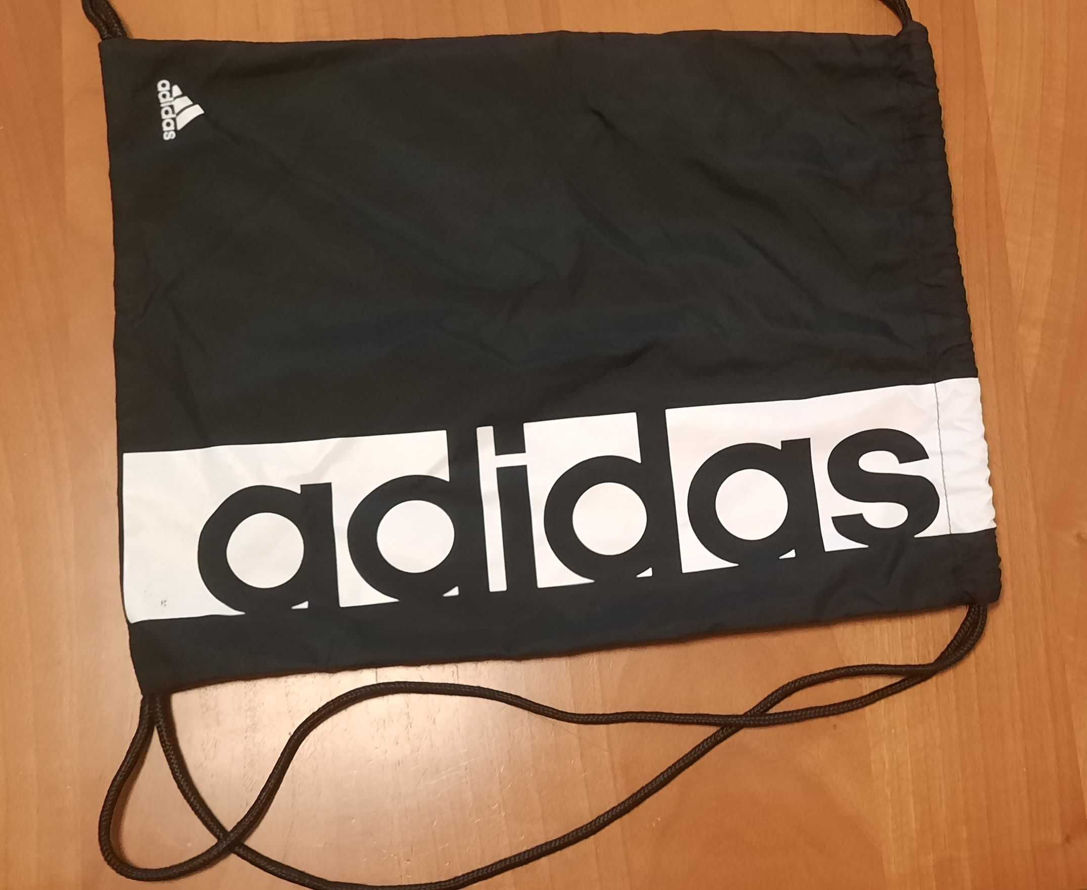 Adidas-Много Запазена