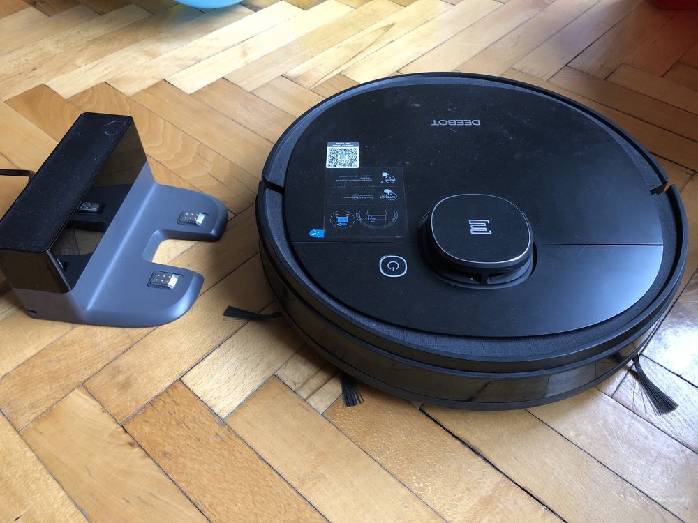 Прахосмукачка робот Ecovacs Deebot ozmo 950