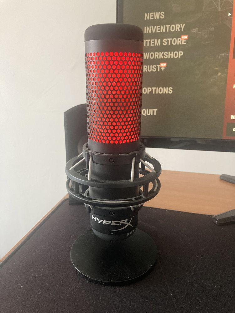 Продам микрофон hyperx