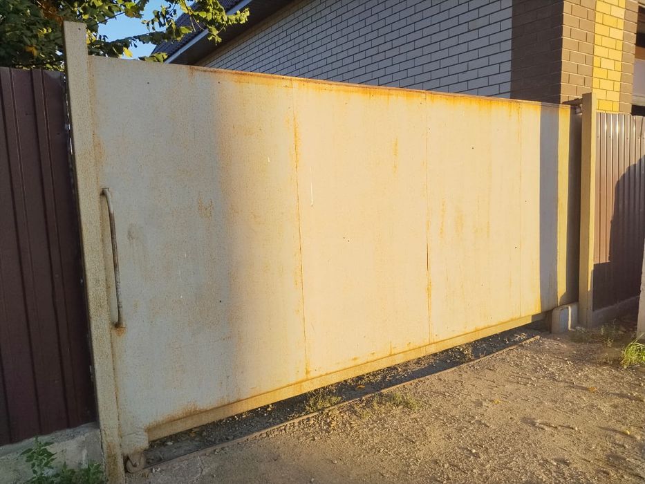 Срочно продам откатные ворота