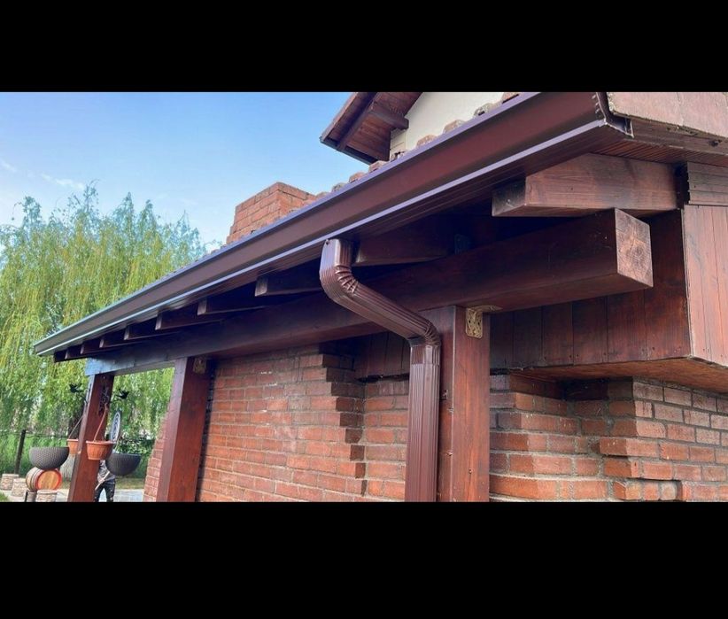 Servicii acoperişuri jgheaburi burlane reparații urgente