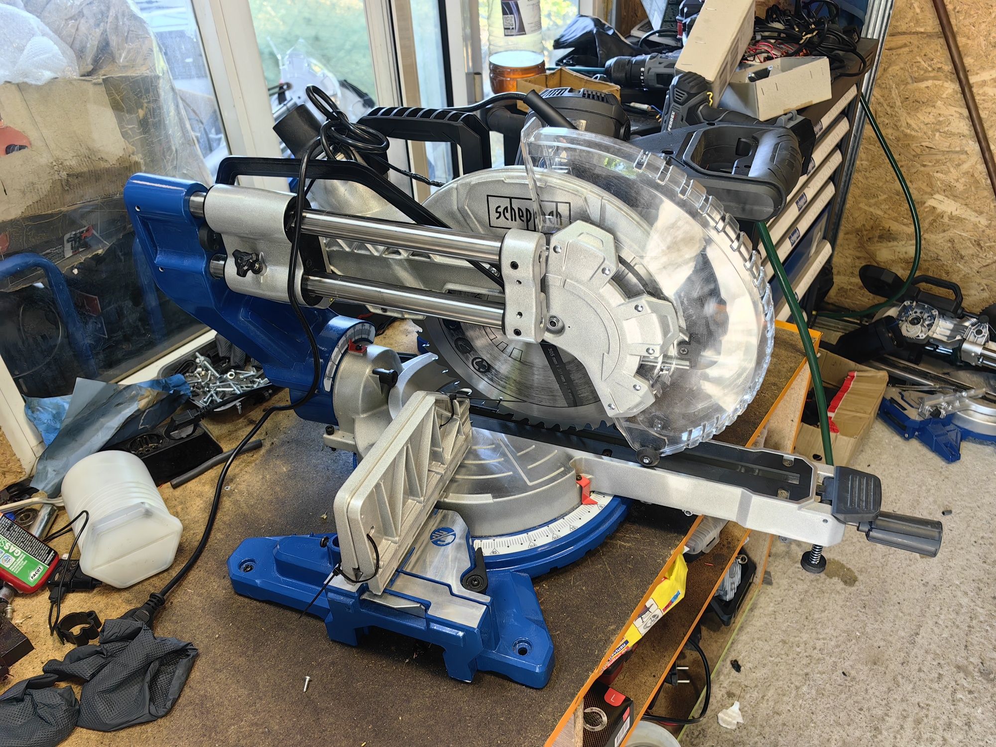 Потапящ Циркуляр с изтегляне Scheppach hm305sl